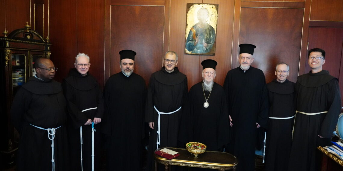 Donation d’une église catholique romaine à smyrne au patriarcat œcuménique