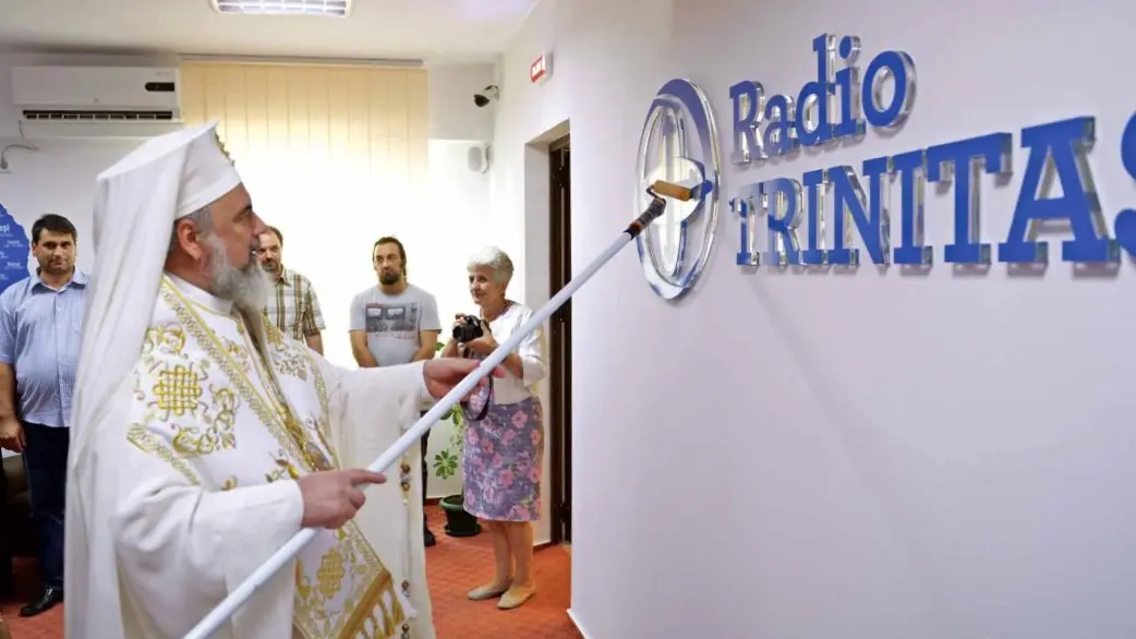 À l’occasion du 25ème anniversaire de radio trinitas : « une radio de prière, d’espérance et de dialogue » déclare le patriarche daniel