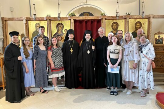 Visite du chœur de la cathédrale Saint-Nicolas de Kuopio à Antalya