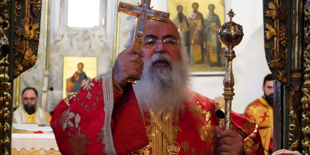 « Je ne permettrai pas qu’un schisme se produise au sein de l’Église de Chypre » a déclaré l’archevêque Georges