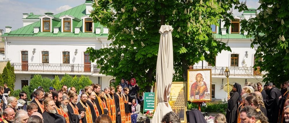 Le ministre ukrainien de la culture laisse trois jours aux moines de la laure de kiev pour évacuer les lieux