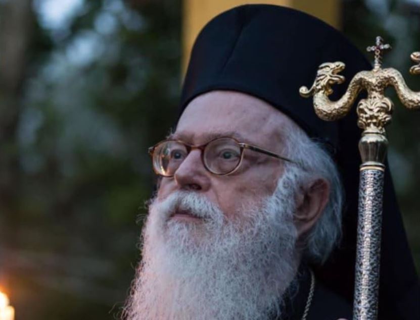 L’archevêque d’albanie anastase : « le gouvernement a retenu nos biens dans de nombreuses régions d’albanie »