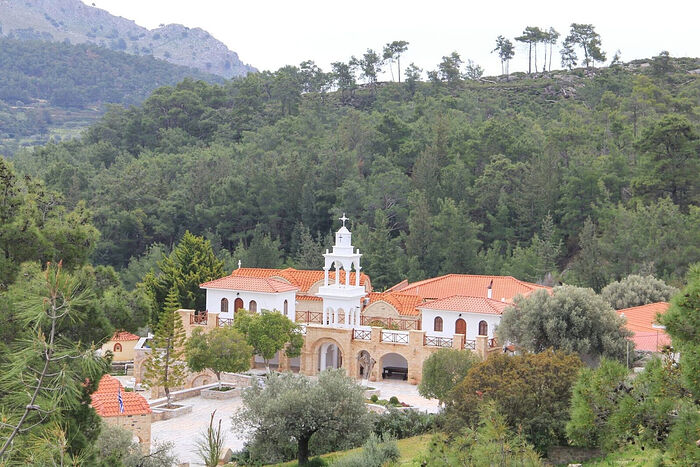 Un monastère orthodoxe est gravement endommagé par les incendies sur l’île de Rhodes