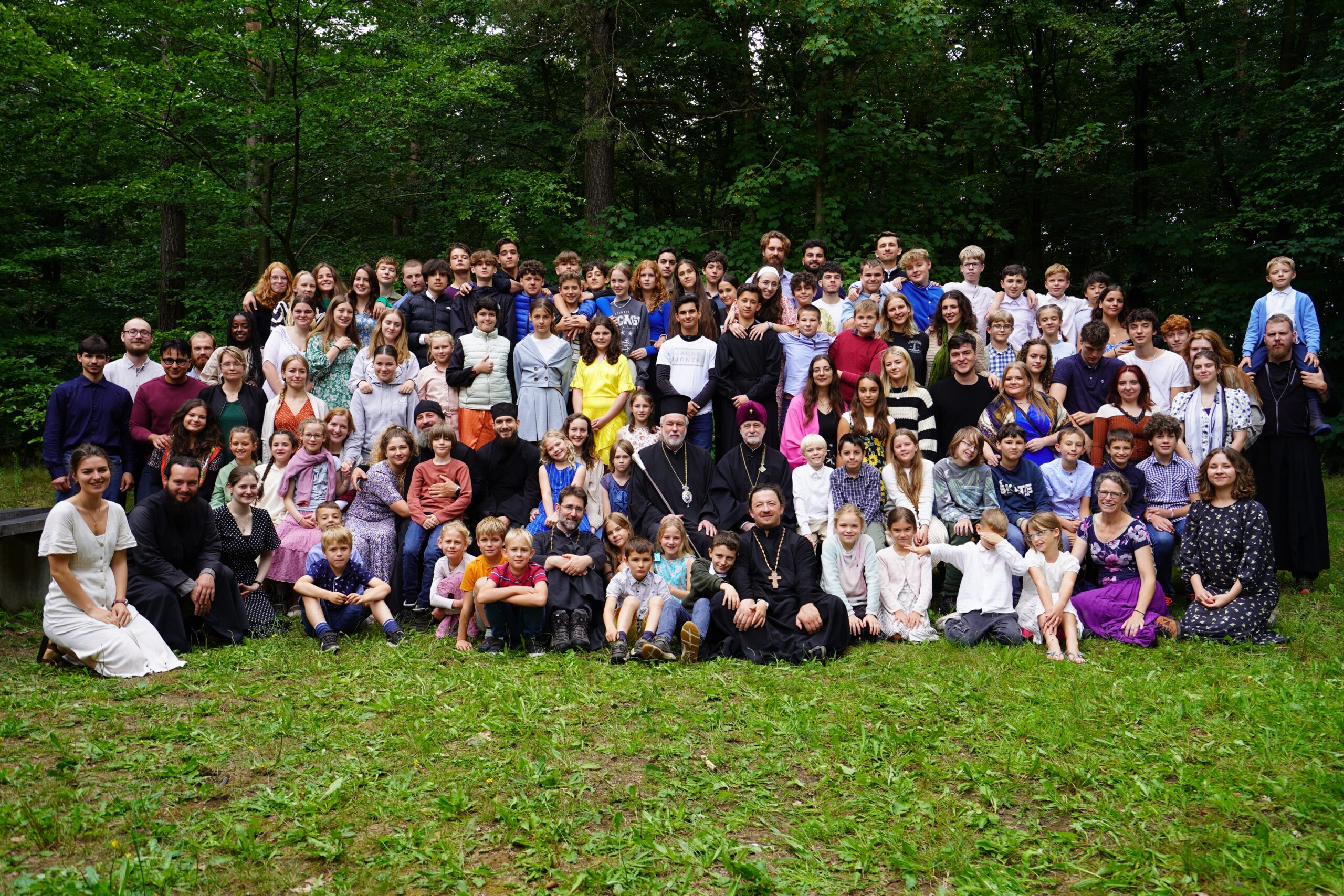 Le métropolite Athénagoras de Belgique a visité le camp d’été orthodoxe du Benelux