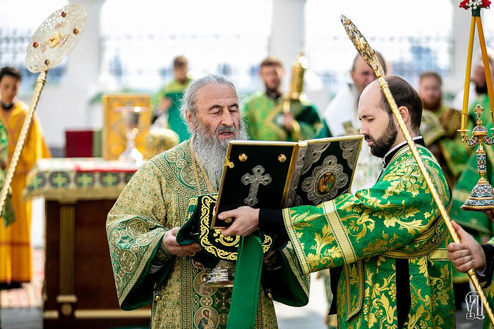 Des milliers de fidèles sont venus à la laure pour la fête de saint antoine de kiev