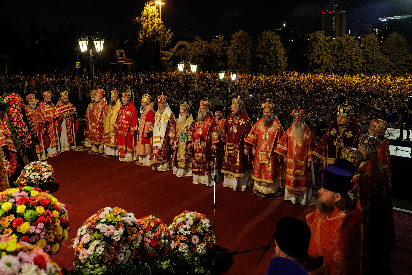 Plus de 40 000 fidèles à la procession annuelle en l’honneur de la Famille impériale martyre