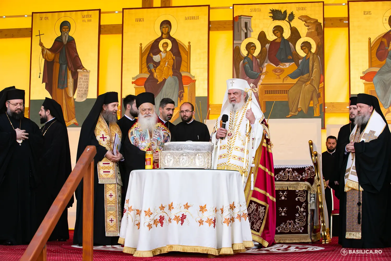 Procession du Chemin des saints : Le patriarche Daniel prie pour les pèlerins et les personnes touchées par la guerre