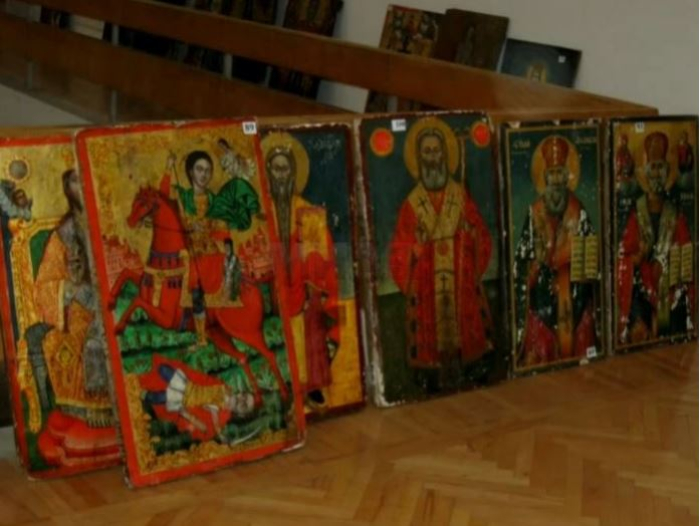 L’Albanie a restitué 20 icônes volées dans les églises orthodoxes de Macédoine