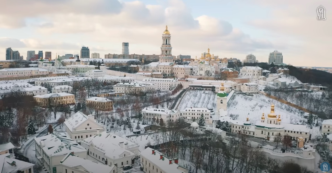 La liturgie de la Nativité à Bethléem, Peć, Moscou et Kiev (vidéos)