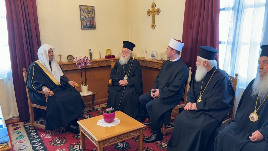 Reconnaissance par le monde musulman de la contribution de l’archevêque Anastase d’Albanie à la coexistence harmonieuse des religions