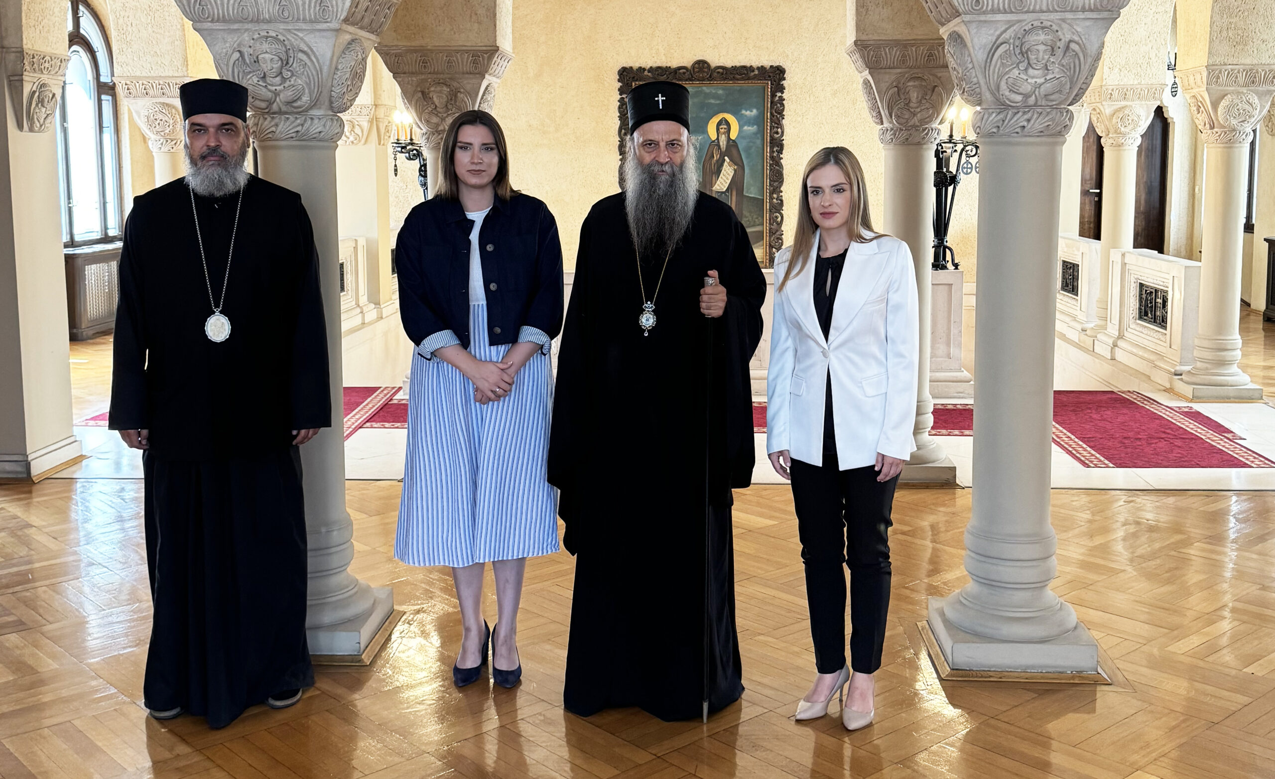 Le patriarche serbe Porphyre soutient la nouvelle loi visant à augmenter le soutien financier aux familles
