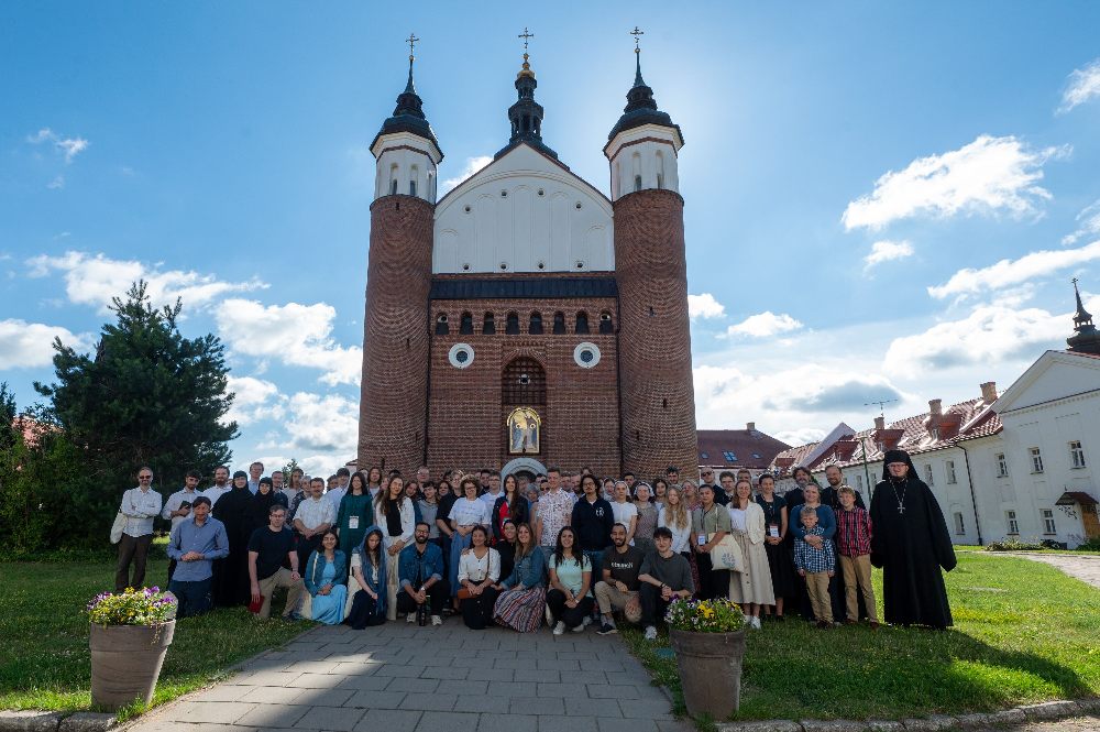 Le métropolite Sava de Pologne aux jeunes : « Faites tout pour l’unité de l’Église ! »