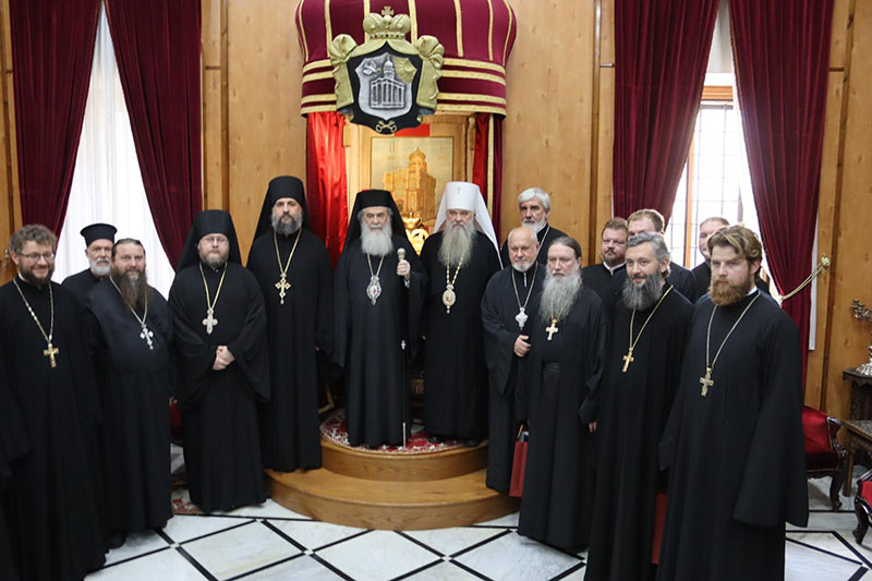 Le patriarche de Jérusalem a reçu le métropolite Barsanuphe de Saint-Pétersbourg