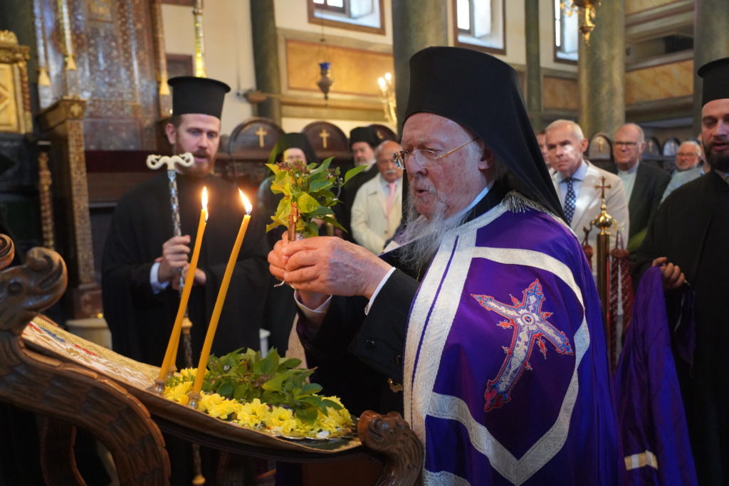 Déclaration de la Métropole de Suisse du Patriarcat œcuménique au sujet de la profanation d’une image de la Mère de Dieu par une conseillère municipale de Zurich