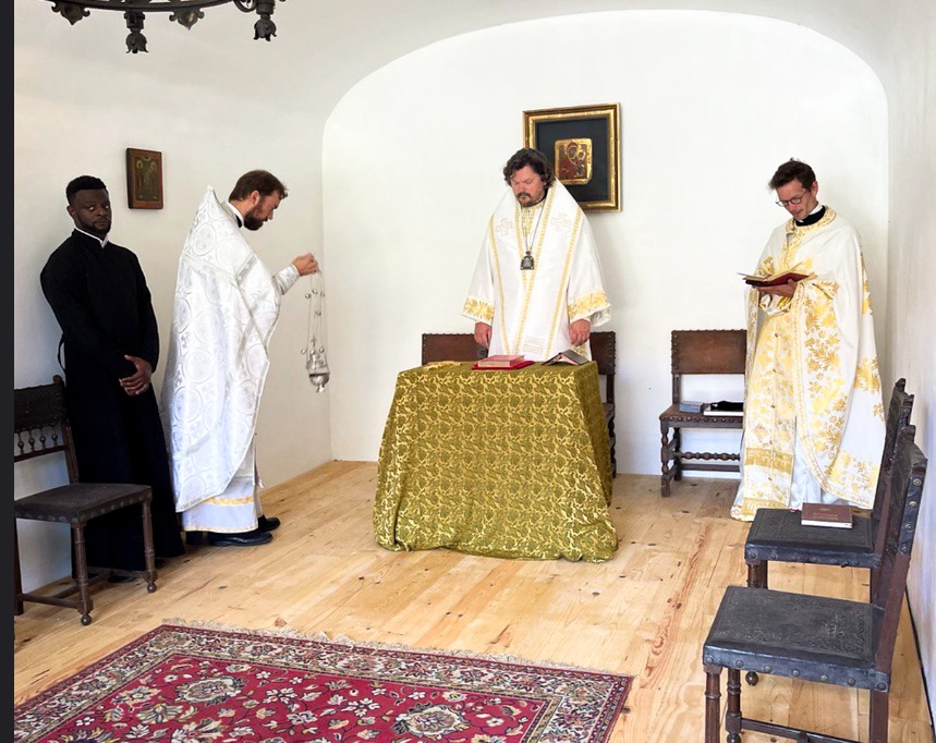 Le métropolite Nestor a consacré la chapelle de la Nativité du Christ en Bourgogne