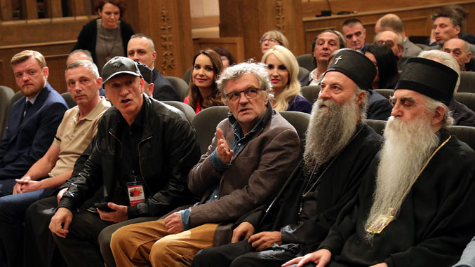 Émir Kusturica plaide pour la projection du film sur  l’Église orthodoxe ukrainienne dans les écoles serbes