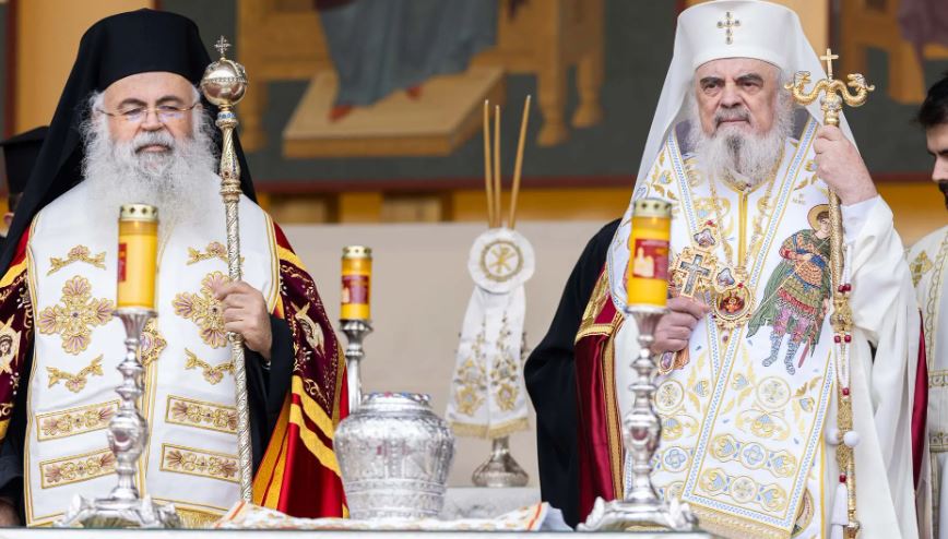 Bucarest : Des milliers de fidèles à l’accueil des saintes reliques de saint Lazare