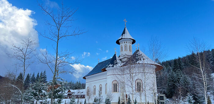 Le Saint-Synode de la Métropole de Moldavie et de Bucovine : création de nouveaux établissements monastiques