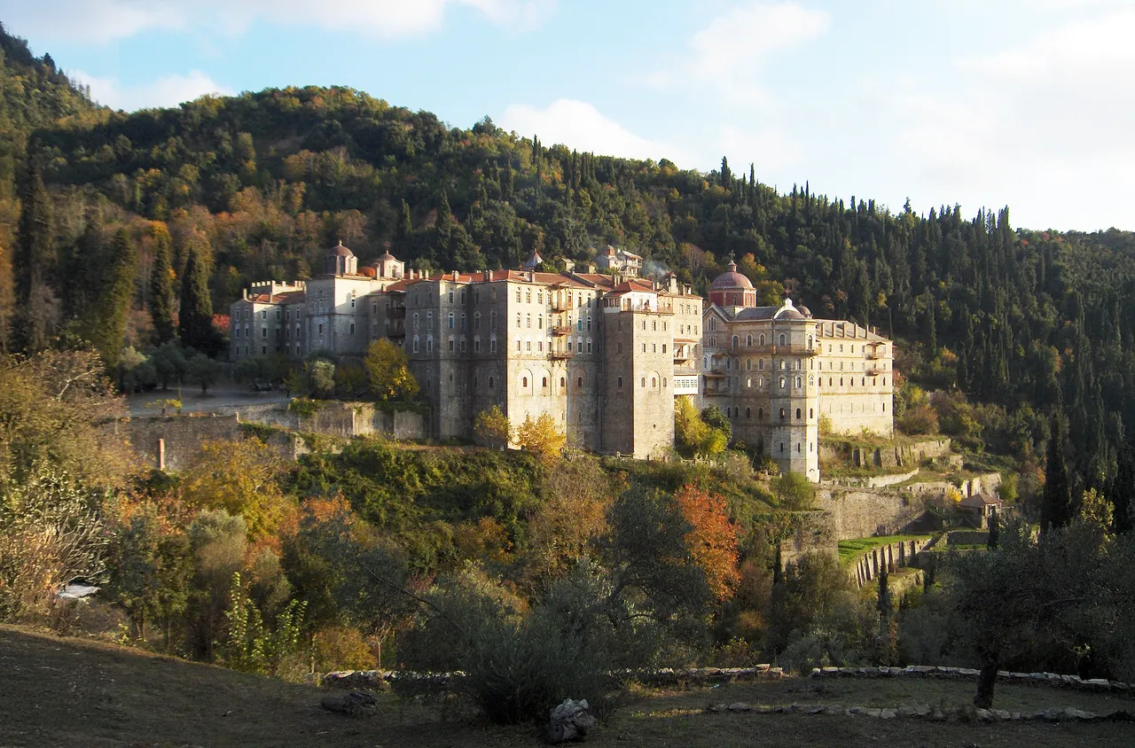 Le monastère de Zographou au Mont Athos reçoit un don de 50 000 euros