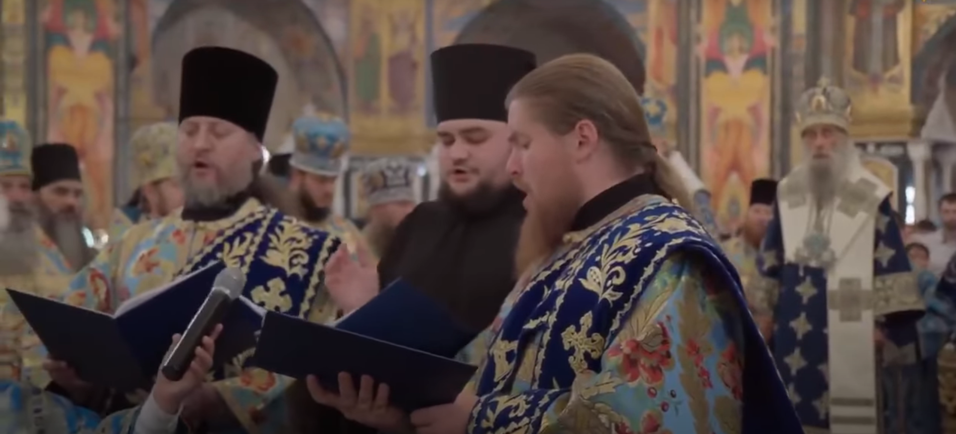 La Dormition à la Laure de Potchaïev (Vidéo)