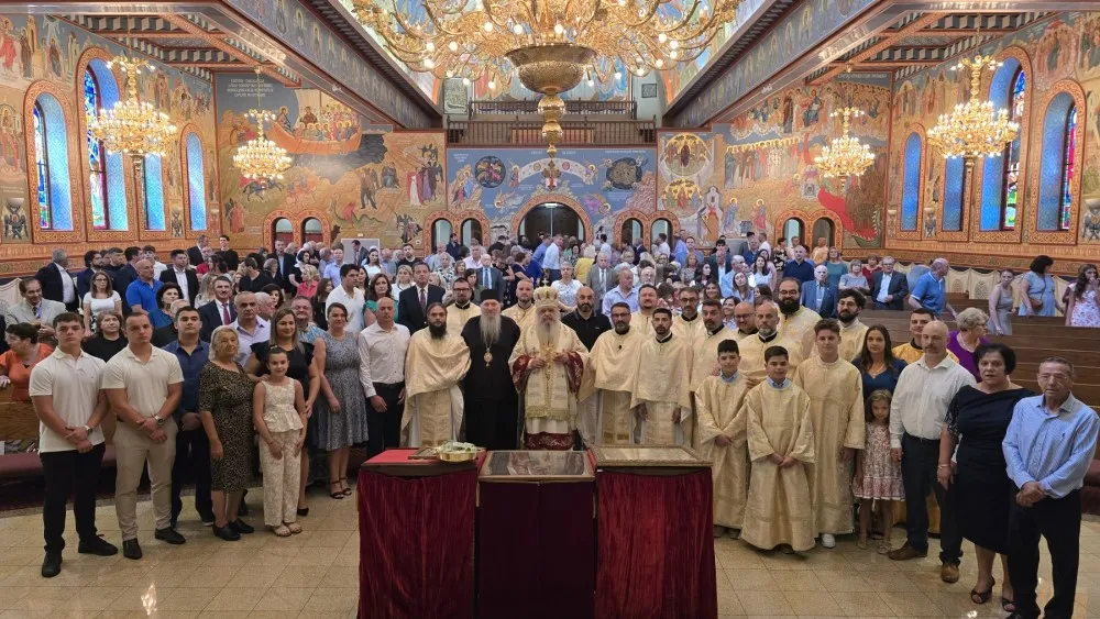 L’archevêque d’Ohrid et de Macédoine Stéphane visite les États-Unis et préside les célébrations du jubilé dans la paroisse macédonienne de l’Ohio