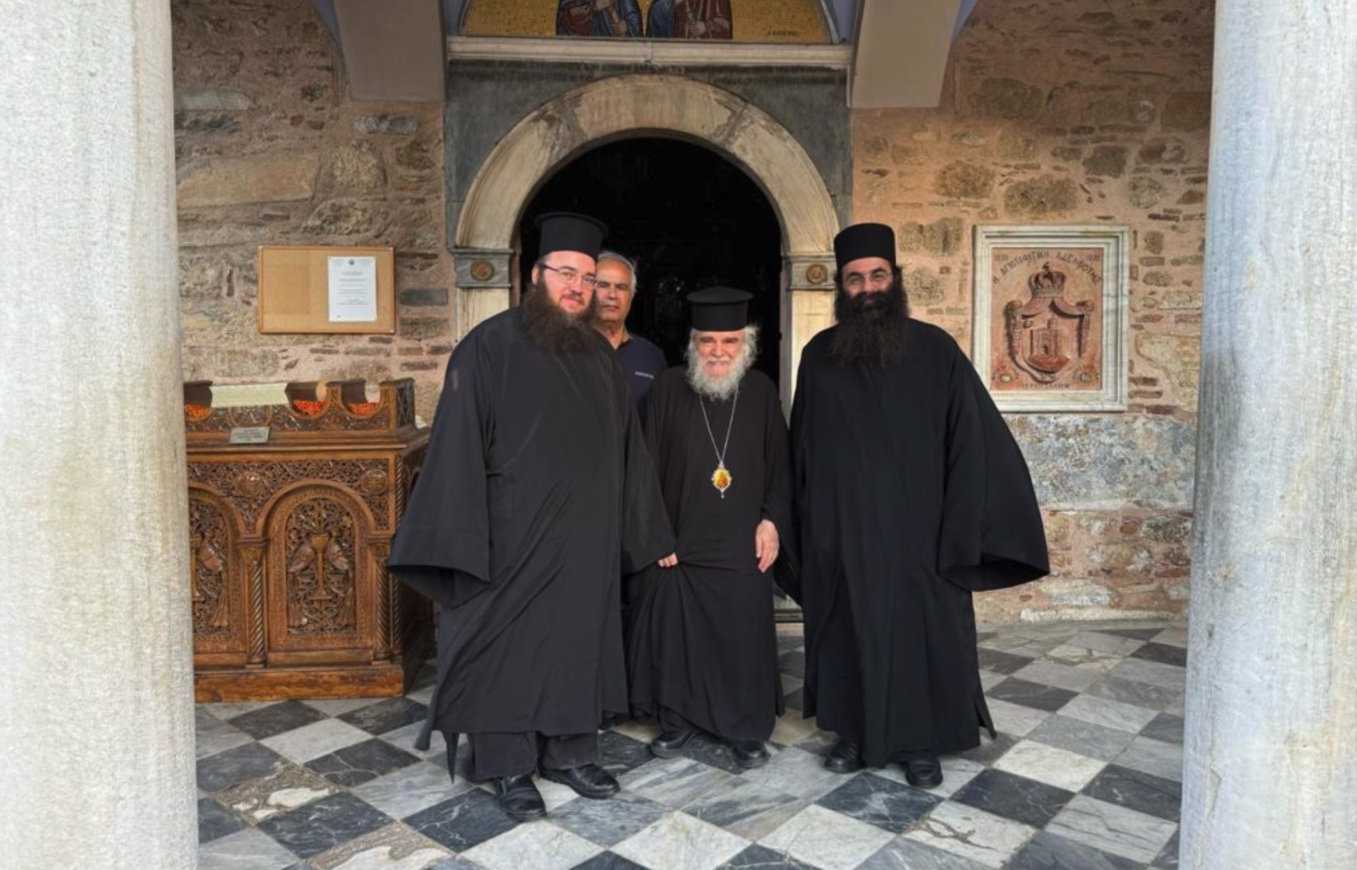 Appel de la commission tripartite du Patriarcat de Jérusalem à l’archevêque du Sinaï pour un dialogue pacifique