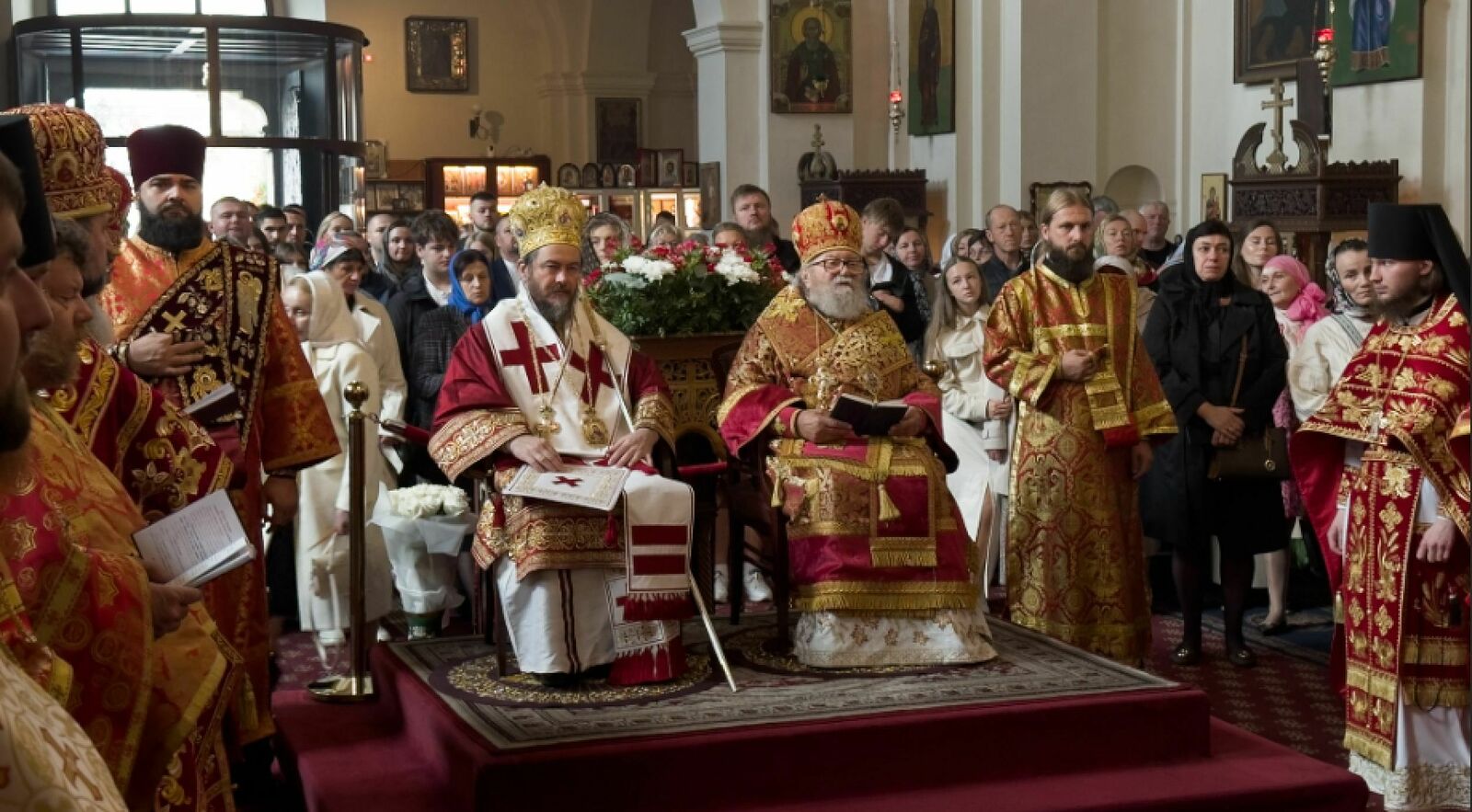 Prague : 90e anniversaire de la cathédrale orthodoxe avec des hiérarques tchèques et serbes