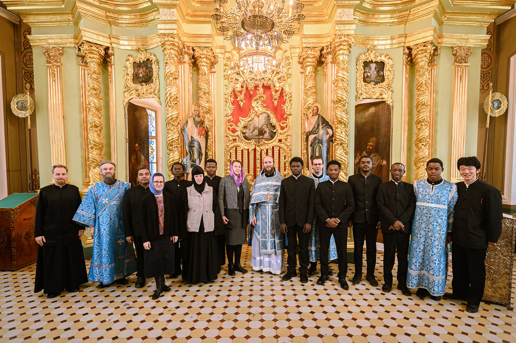 Première liturgie en français à l’Académie de théologie de Moscou