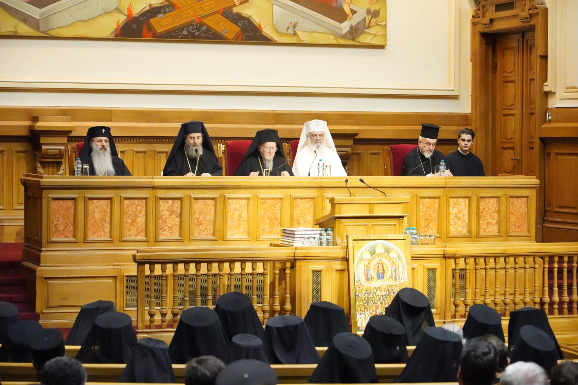 Discours d’exhortation de Sa Toute-Sainteté le patriarche œcuménique Bartholomée lors de la session solennelle du Saint-Synode de l’Église orthodoxe de Roumanie (28 octobre 2025)