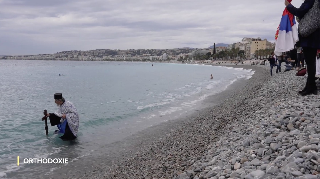 Bandes-annonces du documentaire « L&rsquo;eau, don de Dieu » – 1er février à 9 h 30 sur France 2
