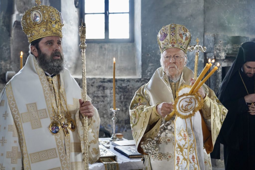 Le patriarche œcuménique Bartholomée et l&rsquo;archevêque d&rsquo;Albanie Jean ont concélébré en Cappadoce