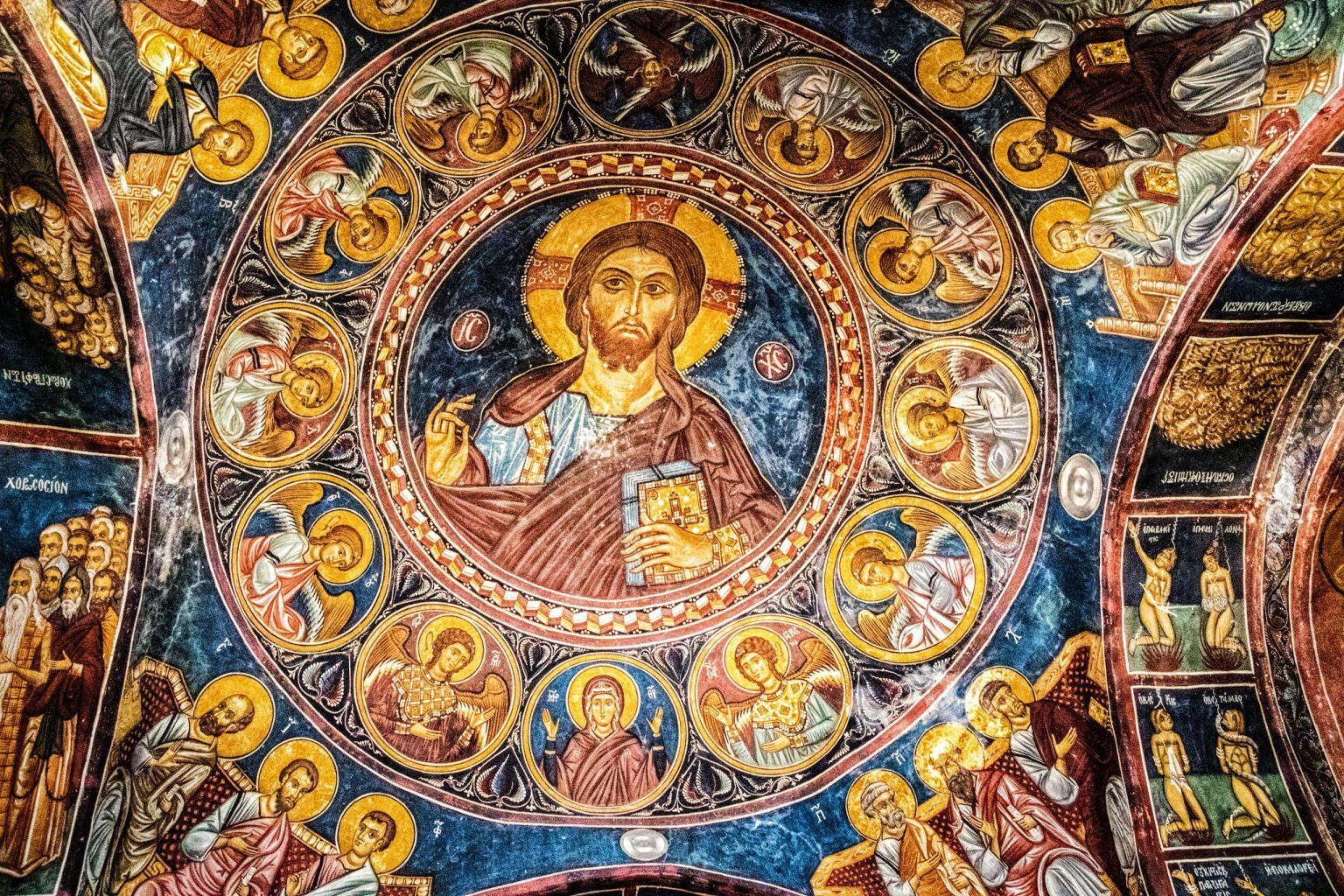 L’Église De Chypre Soutient Financièrement Les Familles Nombreuses