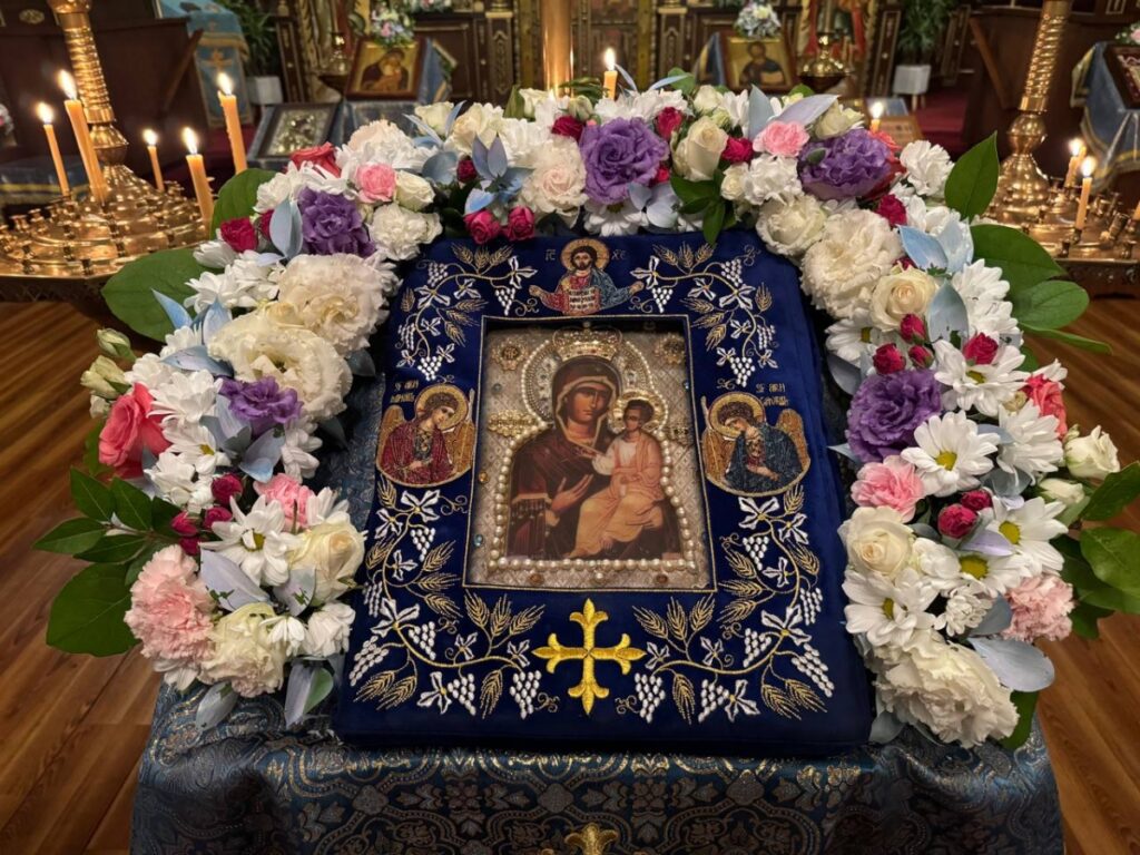 L’icône Myroblite De La Mère De Dieu