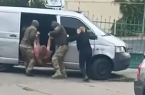 Une Vidéo De La Mobilisation Forcée