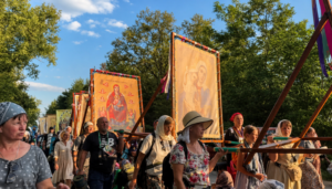 Procession Croix Uk